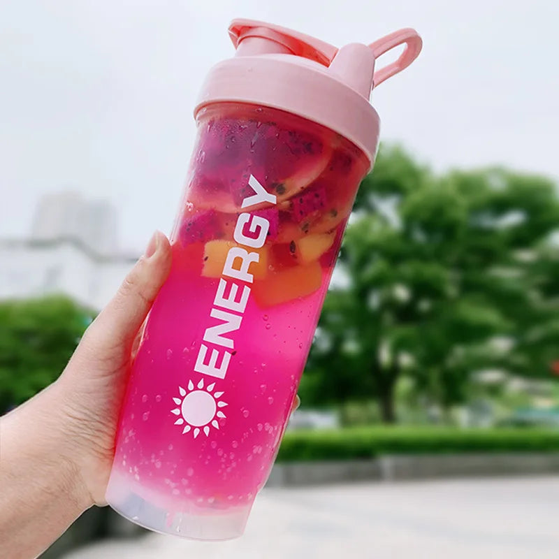 500-700ml Portable Shaker Bottle with Stirring Ball - Ideal for Protein Shakes and Pre-Workout Drinks, BPA-Free Design