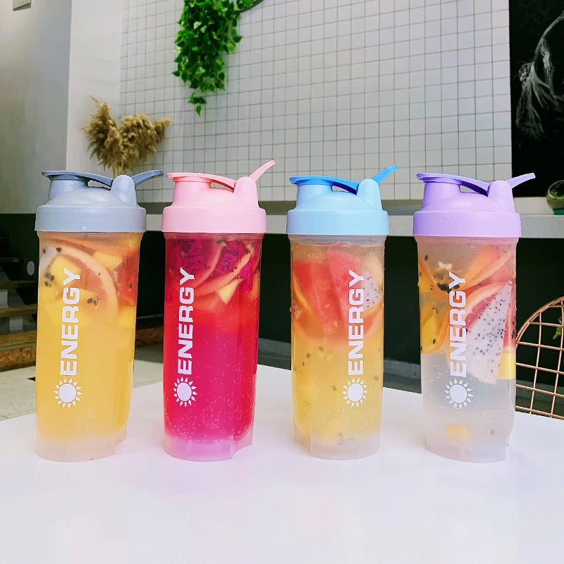 500-700ml Portable Shaker Bottle with Stirring Ball - Ideal for Protein Shakes and Pre-Workout Drinks, BPA-Free Design
