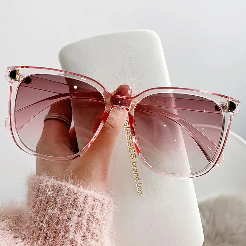 Oversized Vintage Square Sunglasses for Women Brand Designer Gradient Shades Big Frame Fashion Accessory